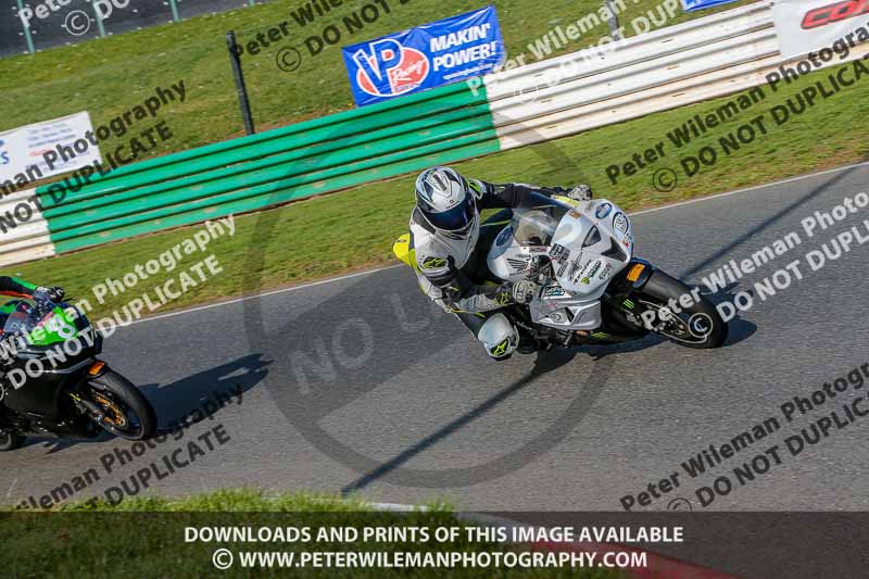 PJ Motorsport Photography 2018;enduro digital images;event digital images;eventdigitalimages;mallory park;mallory park photographs;mallory park trackday;mallory park trackday photographs;no limits trackdays;peter wileman photography;racing digital images;trackday digital images;trackday photos